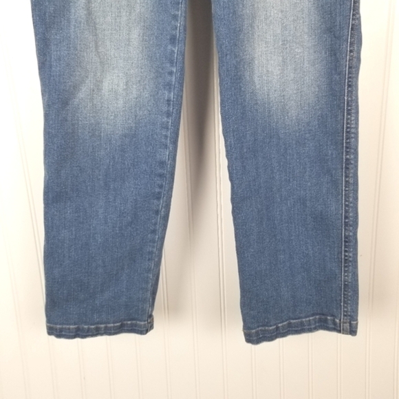 Spanx Womens Straight Leg Jeans Pull On Size Medium Blue Style 20356R Distressed - Picture 9 of 11